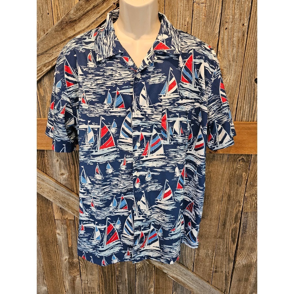 Crown & Ivy classic fit performance fabric button up XL EUC sailboat nautical